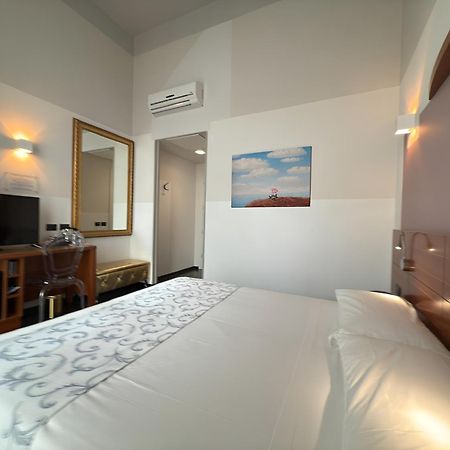 Hotel Europa Varese Exterior photo