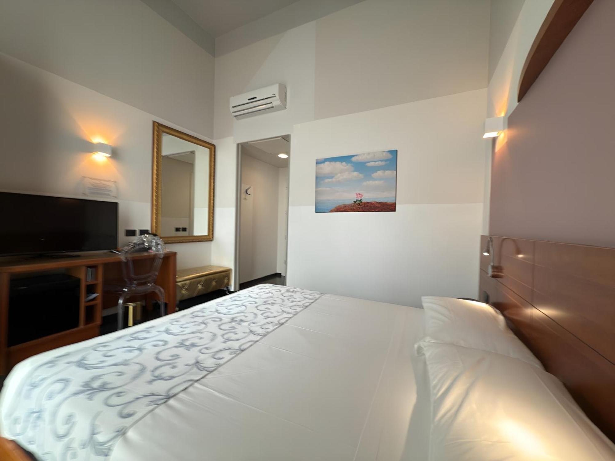 Hotel Europa Varese Exterior photo