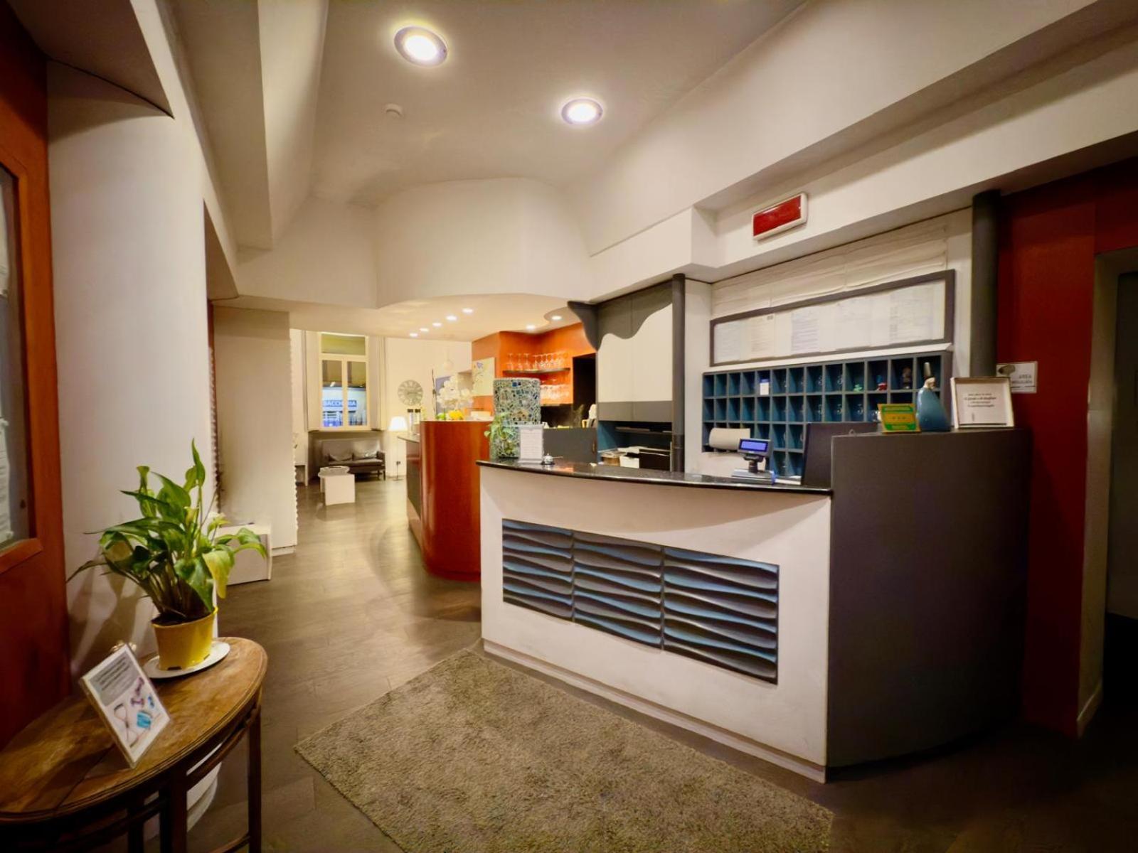 Hotel Europa Varese Exterior photo